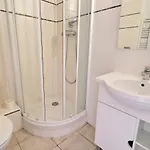 Confortable 2 Pieces, Skis Aux Pieds, Proche Commerces - Fr-1-182a-33 * Courchevel
