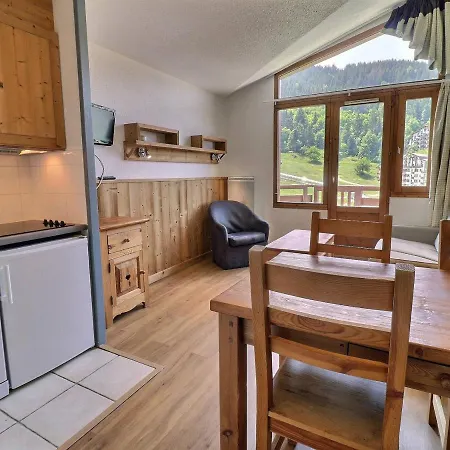 Apartment Location A La Tania - 2 Pieces, 4 Pers, Aux Pieds, Proche Commerces - Fr-1-182a-33 Courchevel