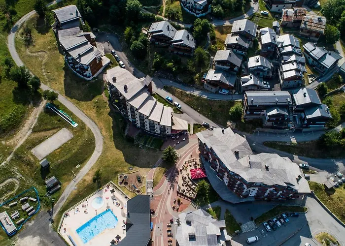 Confortable 2 Pieces, Skis Aux Pieds, Proche Commerces - Fr-1-182a-33 *